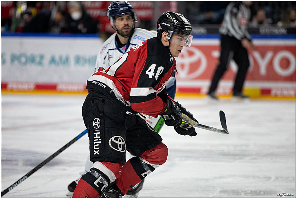 PENNY DEL;  Koelner Haie - Straubing Tigers; Koeln, 11.03.2022
